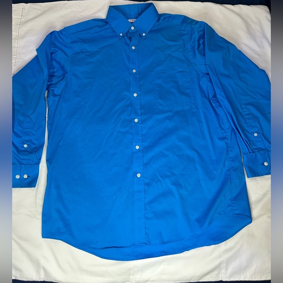 IZOD men's all over stretch long sleeve regular fit dress shirt. - Picture 1 of 9